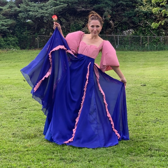 Gorgeous dress in blue and pink color - Picture 6 of 6